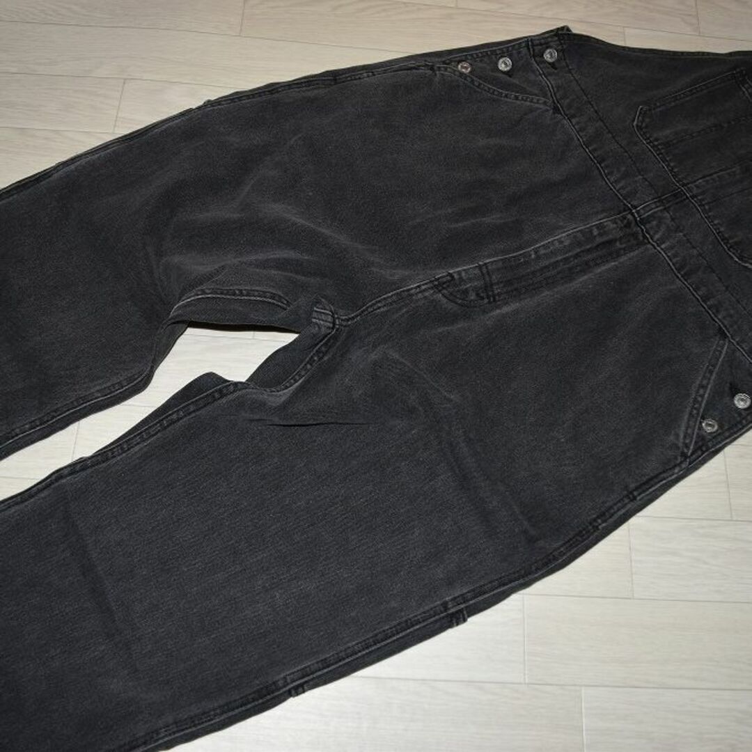 Levi's(リーバイス)のリーバイス リラックス ストレート オーバーオール ブラック S　 メンズのパンツ(サロペット/オーバーオール)の商品写真