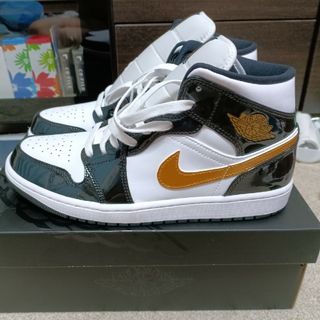 ジョーダン(Jordan Brand（NIKE）)の未使用新品　Nike Air Jordan 1 Mid SE　28.0cm(スニーカー)