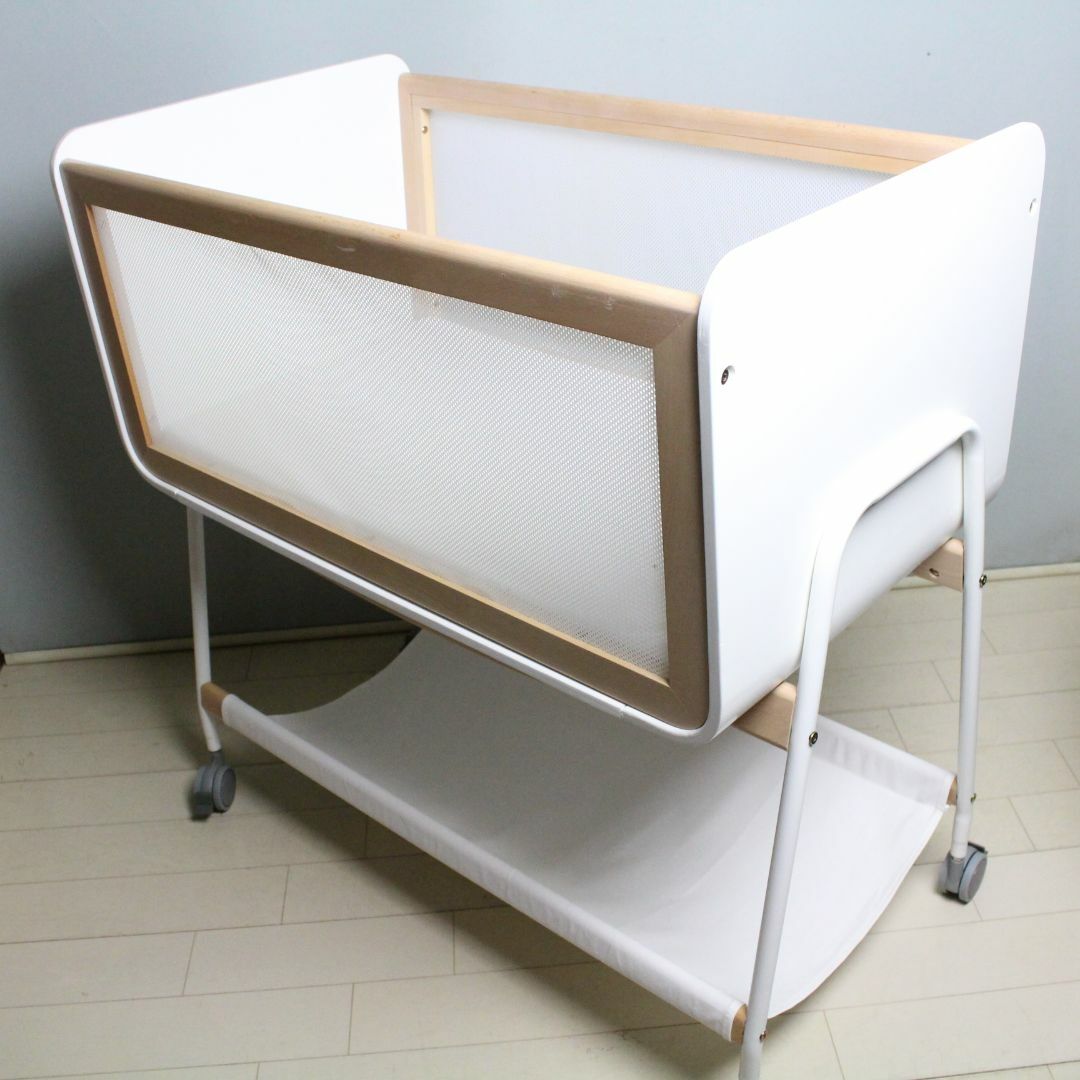 良品 liliwagon リリワゴン2 ホワイト 簡易ベッドとして 新生児～ | フリマアプリ ラクマ