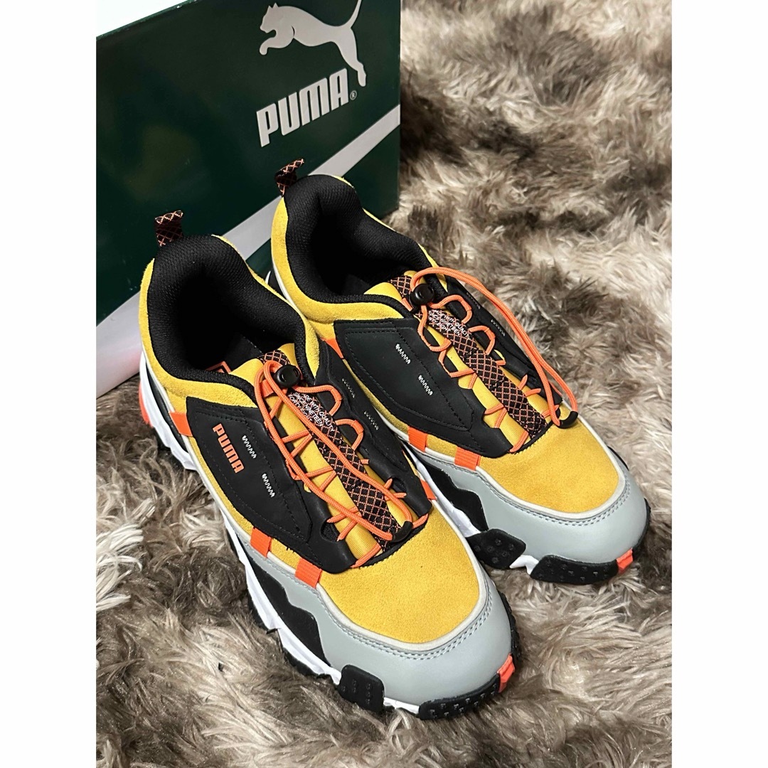 PUMA(プーマ)の新品 廃盤 2019年製【PUMA TRAILFOX トレイルフォックス】 メンズの靴/シューズ(スニーカー)の商品写真