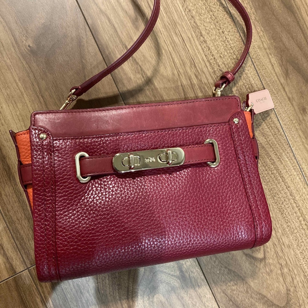 Coach コーチ　レザー　ショルダーバッグ　バッグ　バイカラー