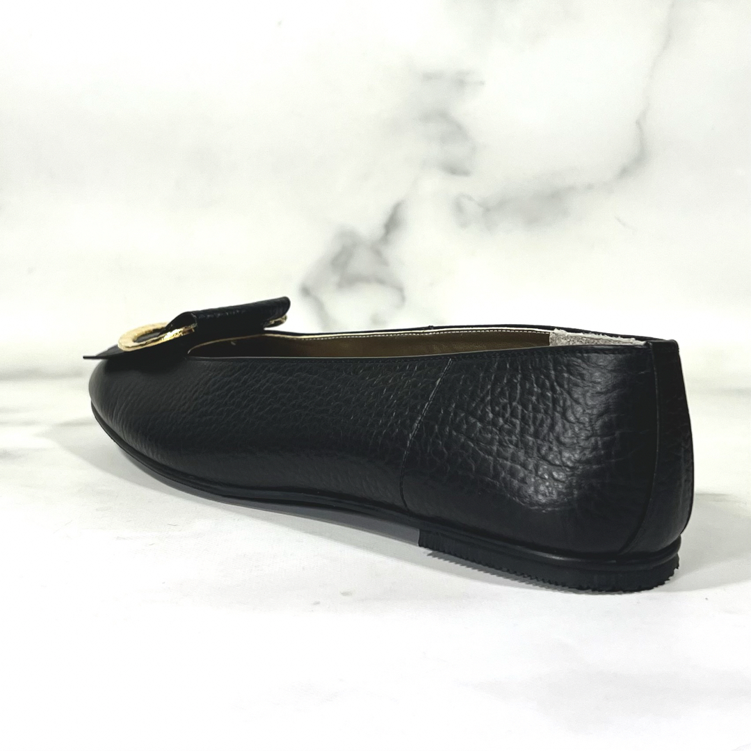 【新品未使用】MIHAMA カッター フラット キルト パンプス 黒 24.5 レディースの靴/シューズ(ハイヒール/パンプス)の商品写真