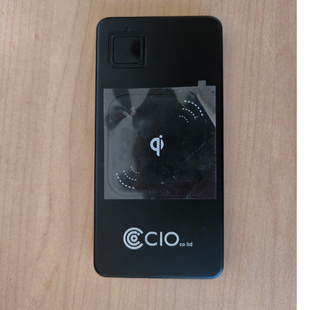 CIO(シーアイオー)のモバイルバッテリー（容量：12000mAh） スマホ/家電/カメラのスマートフォン/携帯電話(バッテリー/充電器)の商品写真