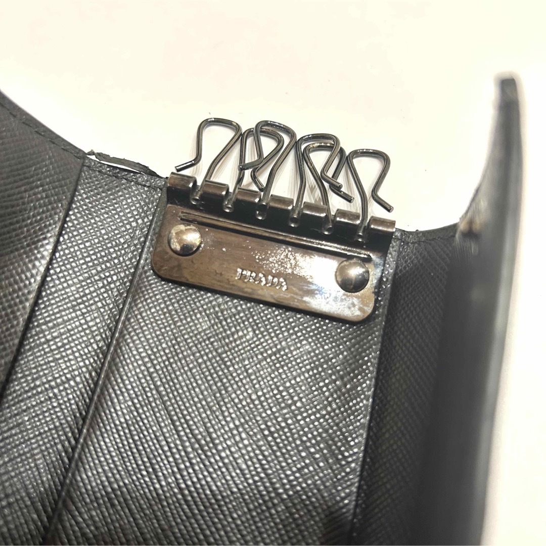 PRADA(プラダ)の【美品】PRADA レザーキーケース 2PG222 Black メンズのファッション小物(キーケース)の商品写真