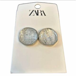 ザラ(ZARA)の❤️ZARA❤️大きめ シルバー メタリック ピアス(ピアス)