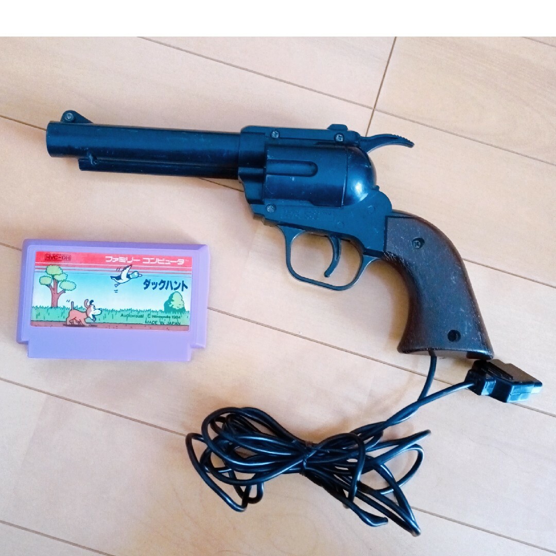 ♪【中古】Nintendo ファミリーコンピュータ 光線銃シリーズ ♪【中古】Nintendo ファミリーコンピュータ 光線銃シリーズ