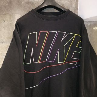 ナイキ(NIKE)の【XLサイズ　レインボー刺繍】ナイキ　NIKE　ワンポイント　希少　スウェット(スウェット)