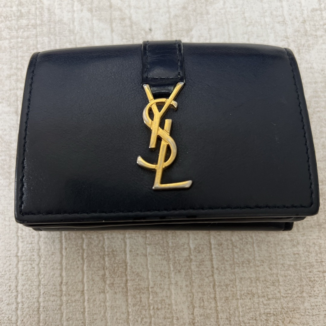 Yves Saint Laurent(イヴサンローラン)のYSL イヴ・サンローラン　3つ折りお財布 レディースのファッション小物(財布)の商品写真