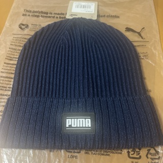 プーマ(PUMA)の新品‼️プーマ  ニット帽　ネイビー(キャップ)