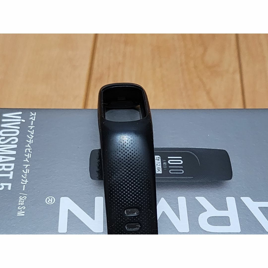 GARMIN(ガーミン)のGARMIN VIVOSMART5 size S-M スマホ/家電/カメラのスマートフォン/携帯電話(その他)の商品写真