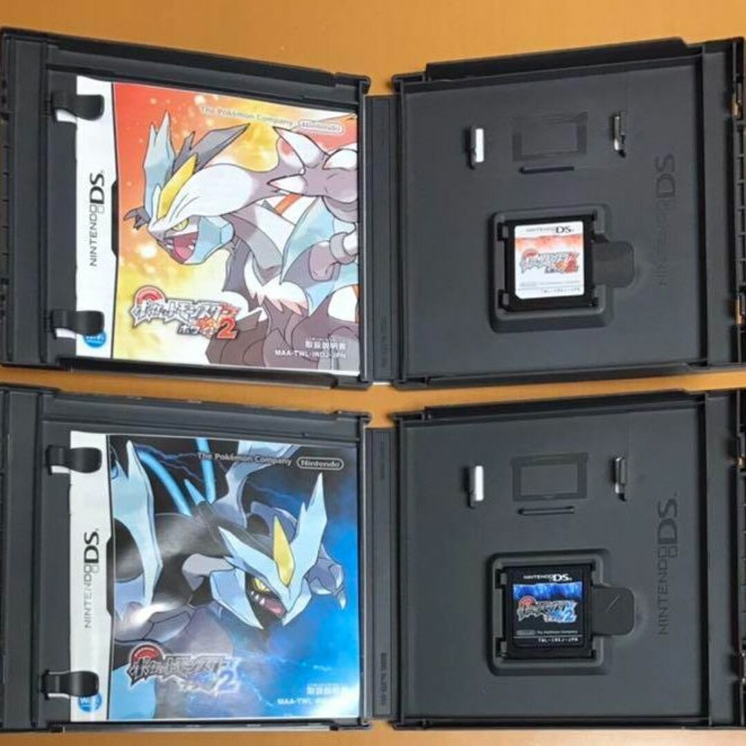 ニンテンドーDS(ニンテンドーDS)の★2本セット ポケットモンスター ホワイト2+ブラック2 DS エンタメ/ホビーのゲームソフト/ゲーム機本体(携帯用ゲームソフト)の商品写真