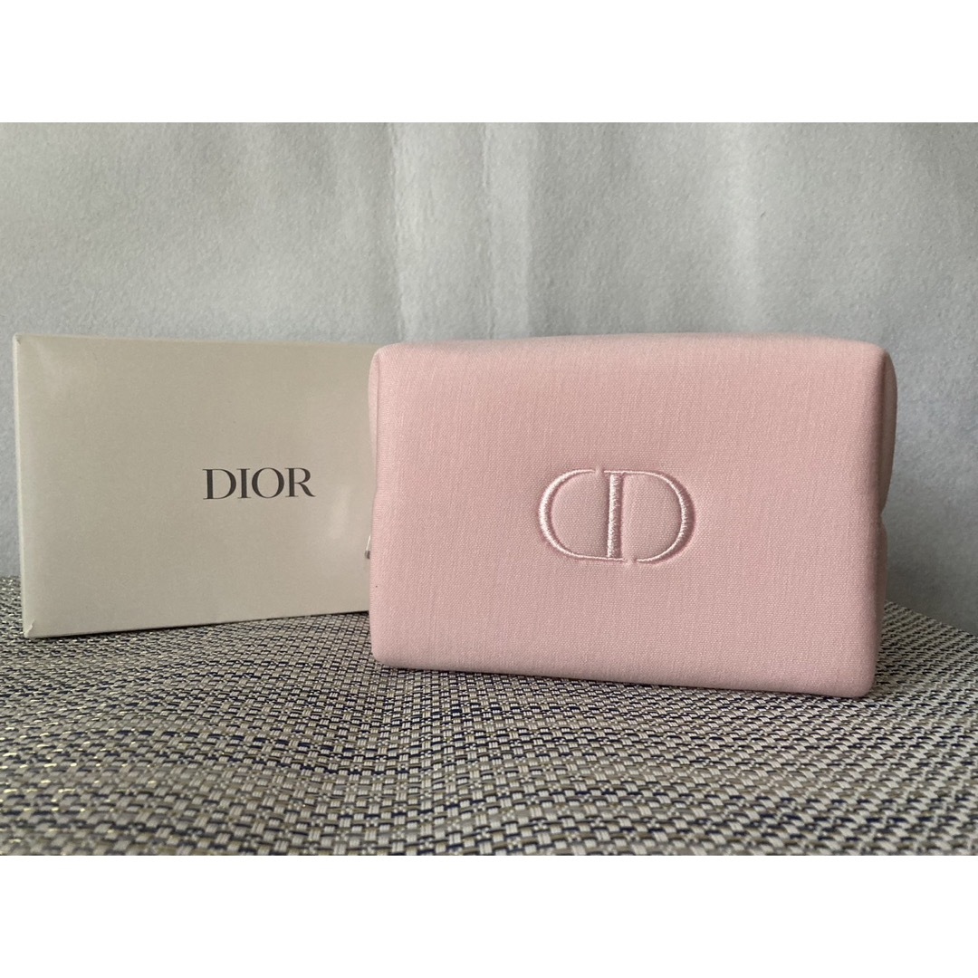 Dior - 【Dior】ディオール ノベルティポーチ パステルピンク 【新品未