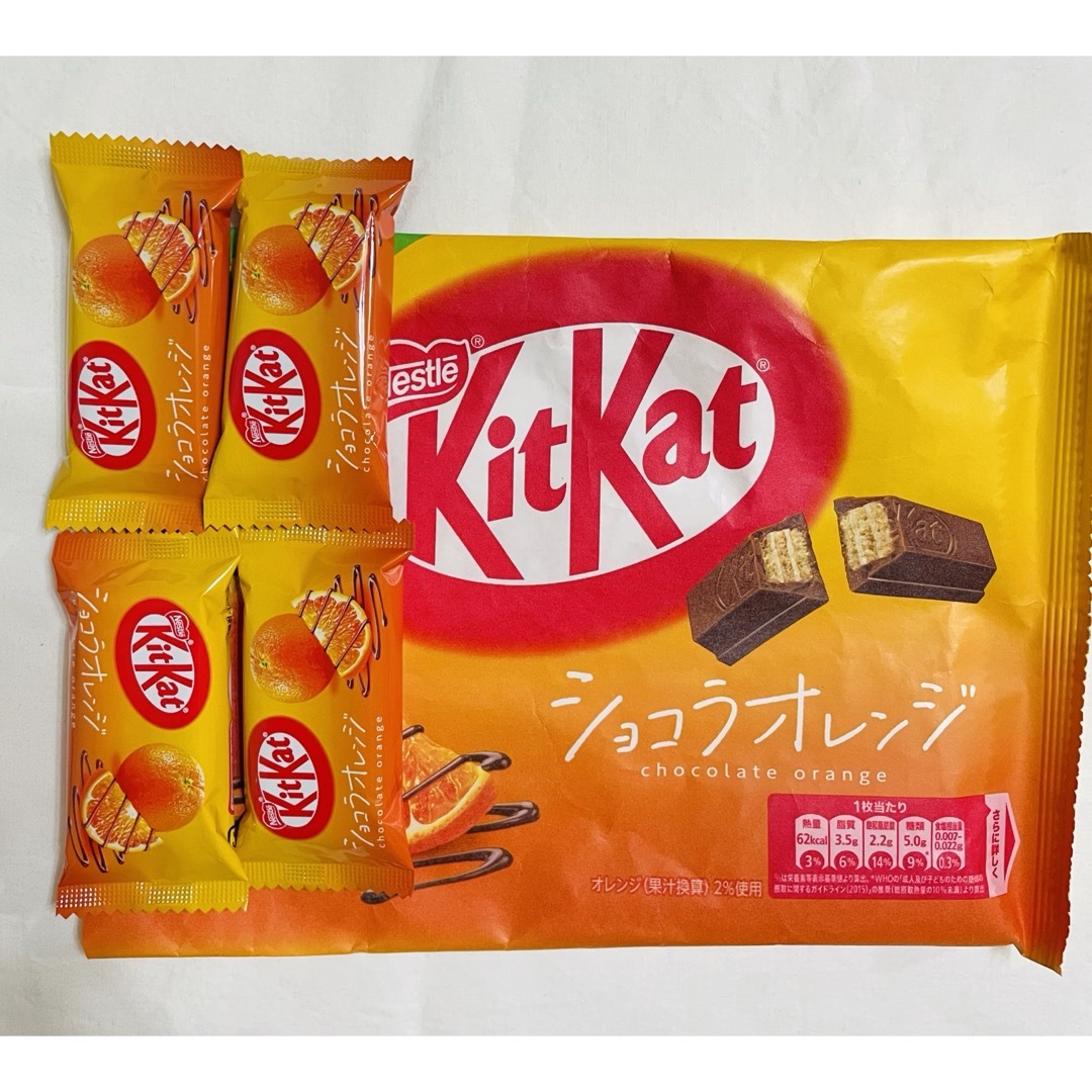 ROYCE'(ロイズ)のロイズ ナッティ&フルーツバーチョコレート おまけ付き 食品/飲料/酒の食品(菓子/デザート)の商品写真