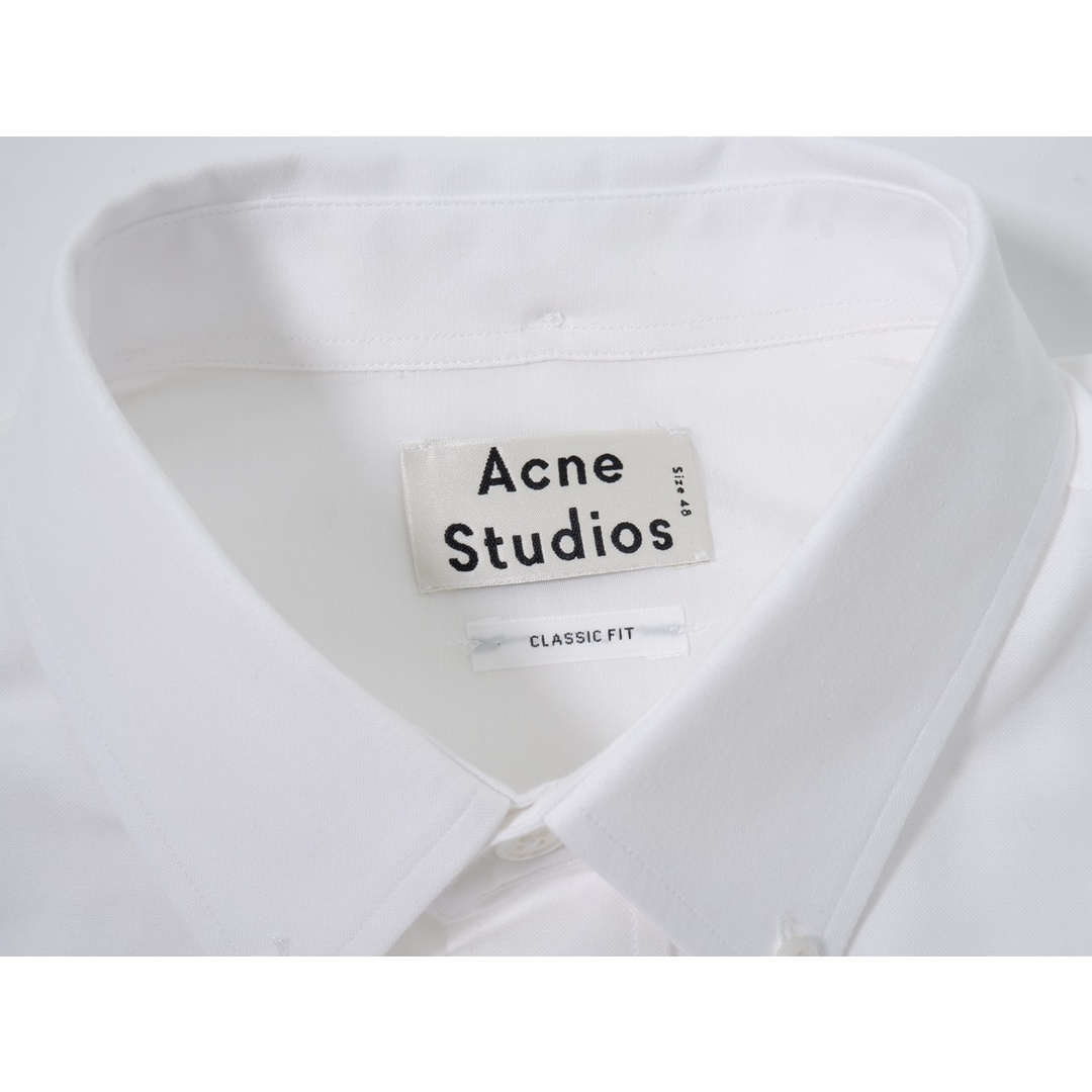 Acne Studios(アクネストゥディオズ)のAcne Studiosアクネ ストゥディオズ ISHERWOOD OX クラシックフィット オックスフォードBDシャツ【48】【MSHA73665】 メンズのトップス(その他)の商品写真