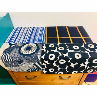 マリメッコ(marimekko)のmarimekko  マリメッコ  ハギレ４枚セット　C(生地/糸)