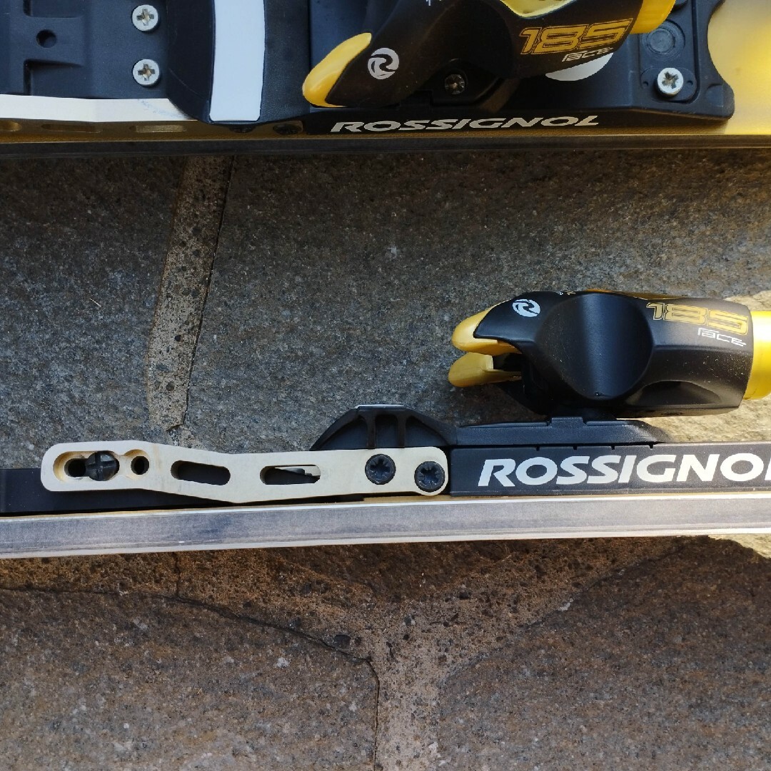 ROSSIGNOL(ロシニョール)の限定値下げ　ロシニョール　ワールドカップ9S　フィン付き　カービング　155cm スポーツ/アウトドアのスキー(板)の商品写真