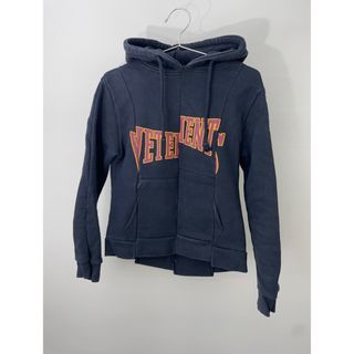 ヴェトモン(VETEMENTS)のVETEMENTS  Antwerp/再構築パーカーブラック 山10(パーカー)