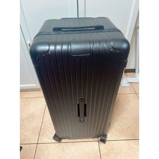 RIMOWA - リモワ RIMOWA エッセンシャル チェックインM 60L の通販｜ラクマ