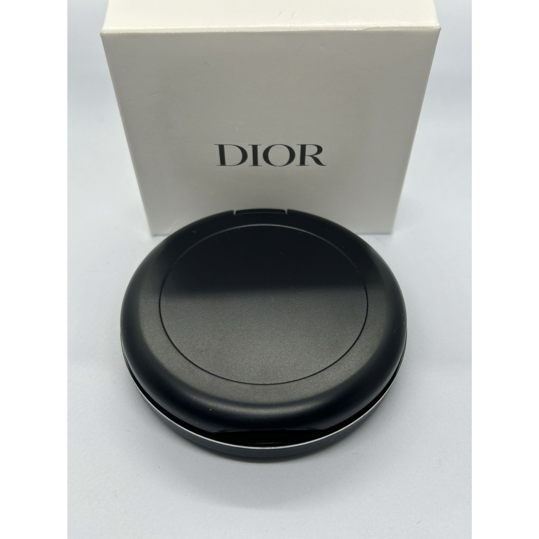 Dior(ディオール)のDior　コンパクトミラー　ブラック　ノベルティー レディースのファッション小物(ミラー)の商品写真