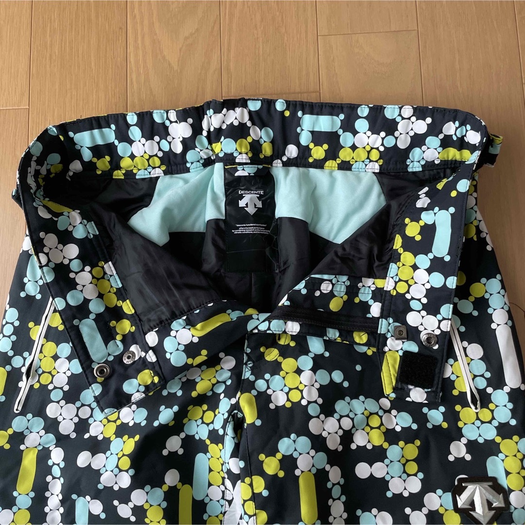 DESCENTE - デサントDESCENTE スキーパンツ サイズO 中古の通販