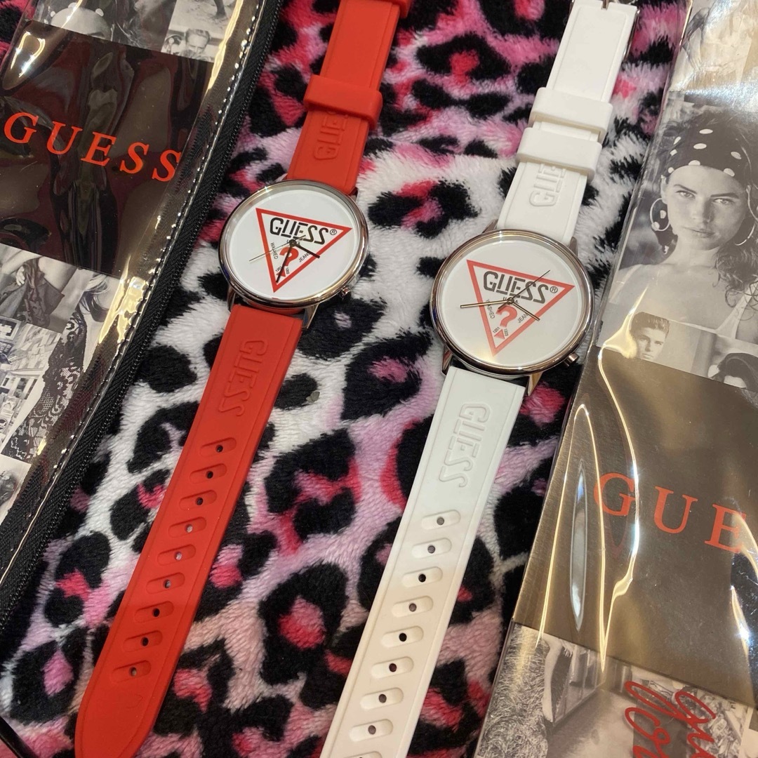 GUESS(ゲス)のGUESS ペアウォッチ 新品未使用 レディースのファッション小物(腕時計)の商品写真