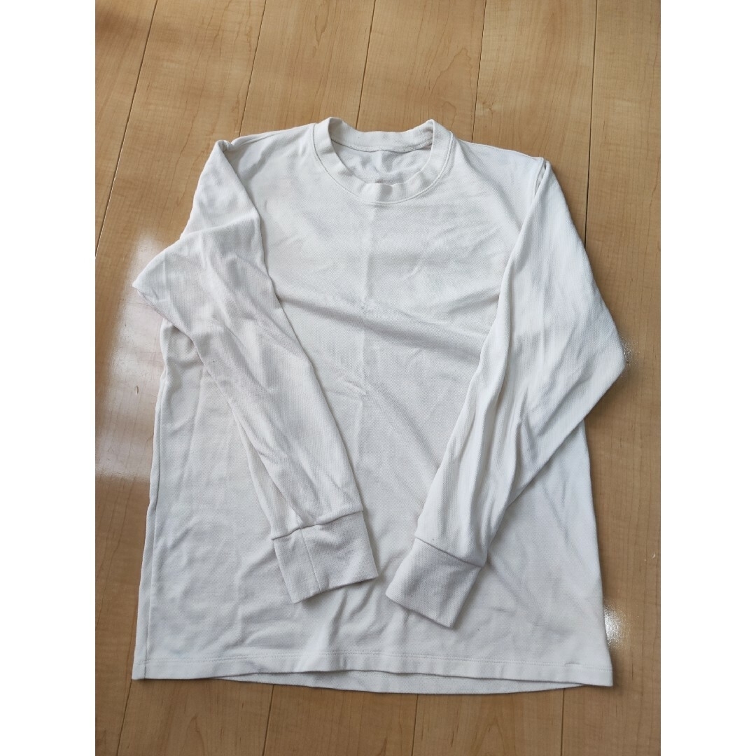 UNIQLO(ユニクロ)のユニクロ　超極暖　スウェットパンツ　マフラー メンズのトップス(Tシャツ/カットソー(七分/長袖))の商品写真