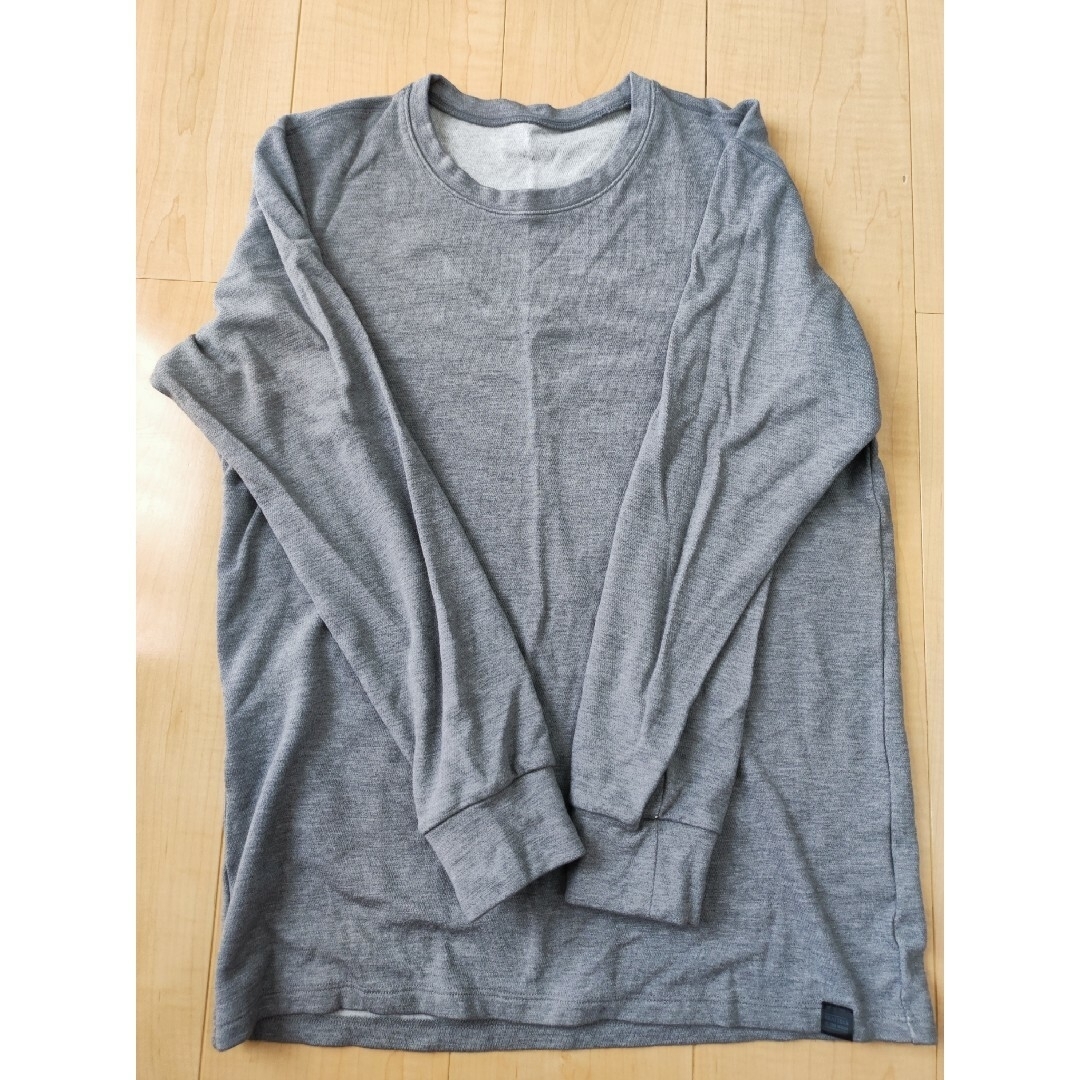 UNIQLO(ユニクロ)のユニクロ　超極暖　スウェットパンツ　マフラー メンズのトップス(Tシャツ/カットソー(七分/長袖))の商品写真