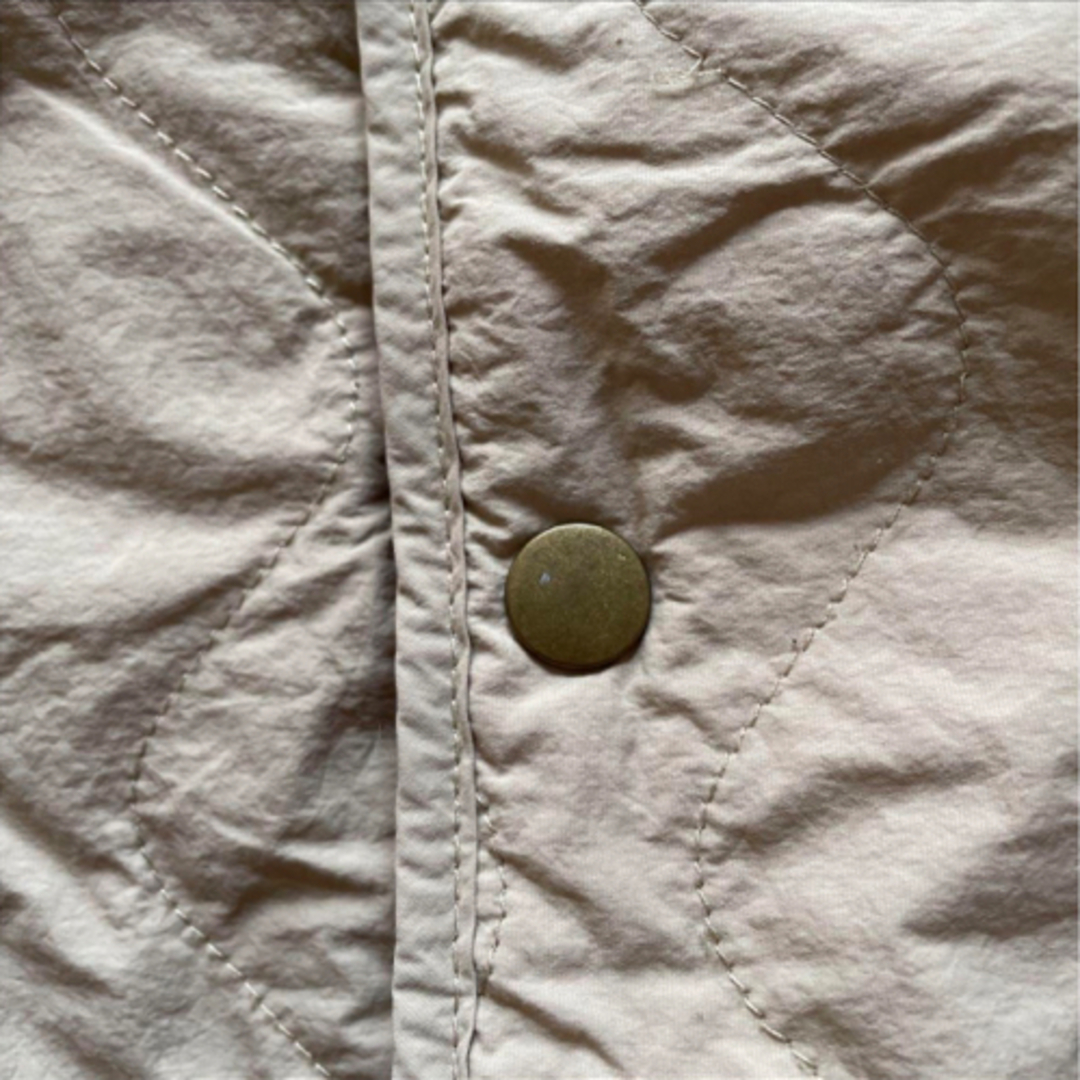 UNIQLO(ユニクロ)のUNIQLO キルトジャンパー　110 キッズ/ベビー/マタニティのキッズ服女の子用(90cm~)(ジャケット/上着)の商品写真