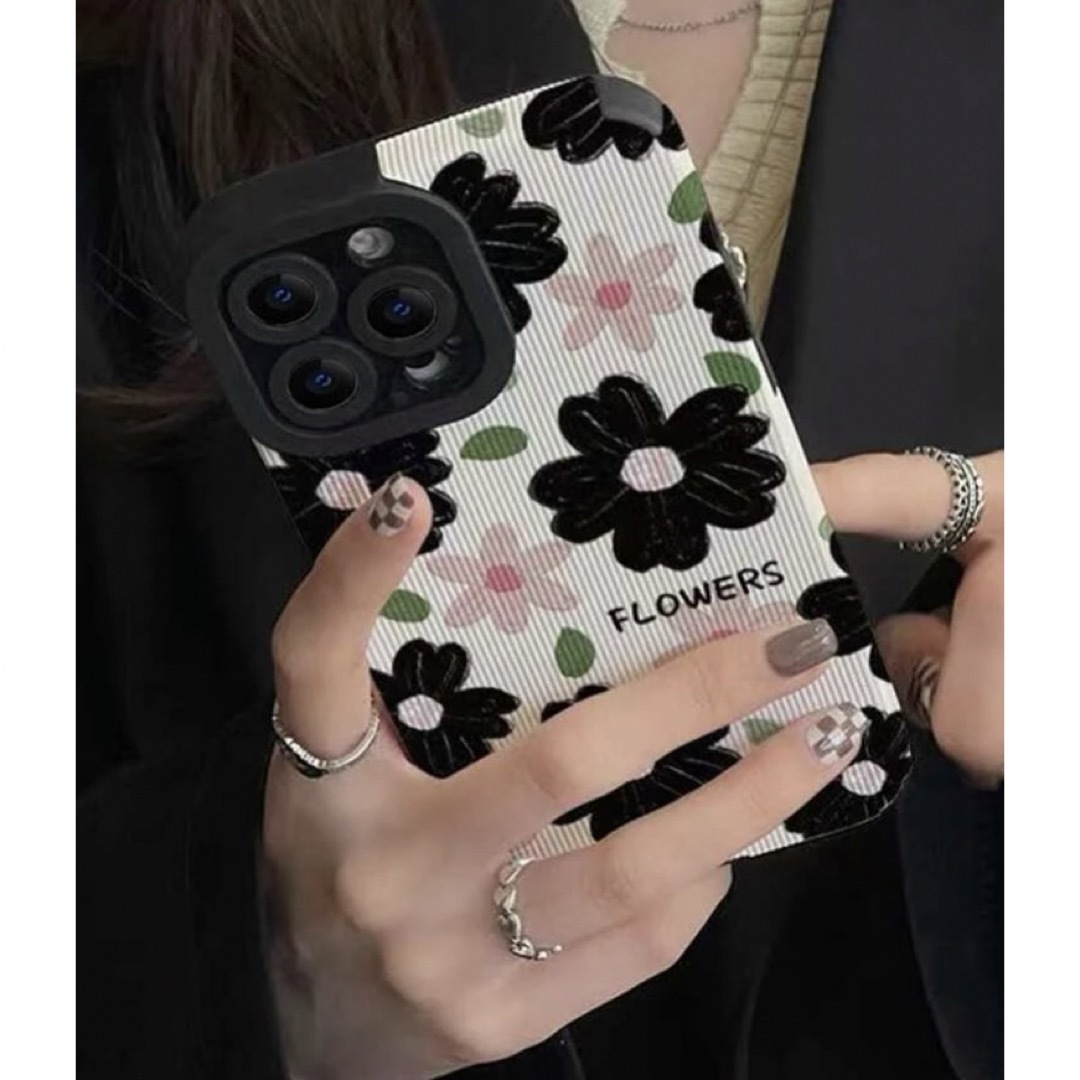iPhone13 新品 花柄 黒×ピンク スマホケース  ソフト 携帯ケース スマホ/家電/カメラのスマホアクセサリー(iPhoneケース)の商品写真