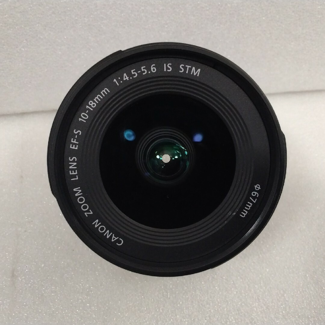 Canon(キヤノン)の☆新品級美品Canon EF-S10-18mm F:4.5-5.6 IS STM スマホ/家電/カメラのカメラ(レンズ(ズーム))の商品写真