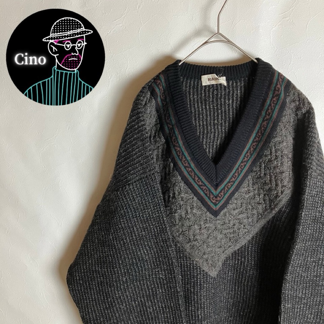 古着屋Cino似た商品はコチラ90s ビンテージ　ニット　ウール　モヘアタッチ　Vネック　黒　日本製
