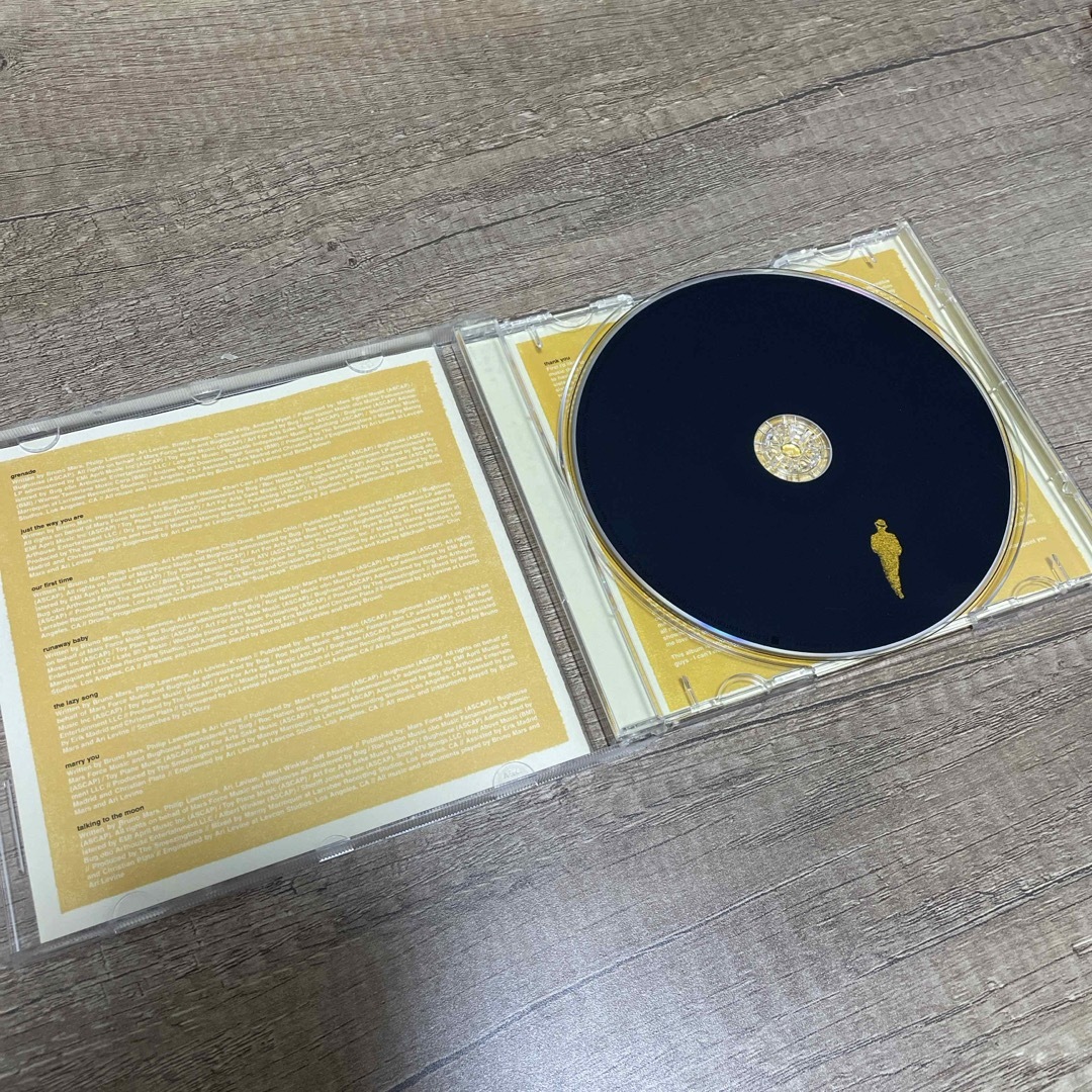 BRUNO MARS marry you/doo-wops&hooligans エンタメ/ホビーのCD(ポップス/ロック(洋楽))の商品写真