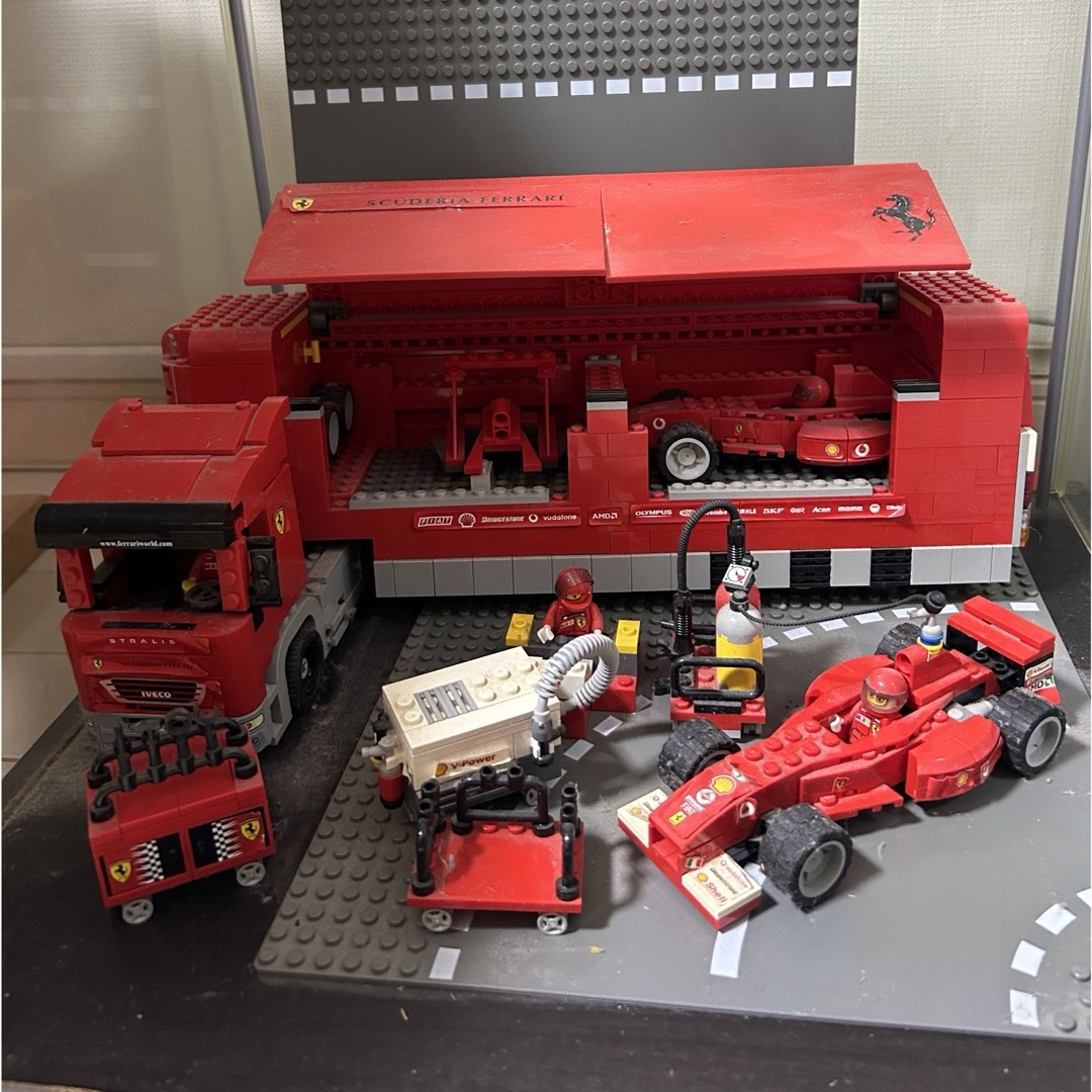 Lego(レゴ)のレゴ レーサーズ スクーデリア フェラーリ トラック 8654 絶版品 エンタメ/ホビーのおもちゃ/ぬいぐるみ(模型/プラモデル)の商品写真