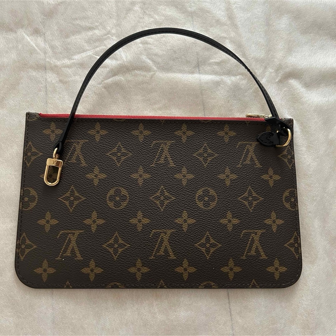 LOUIS VUITTON  正規品ポーチ