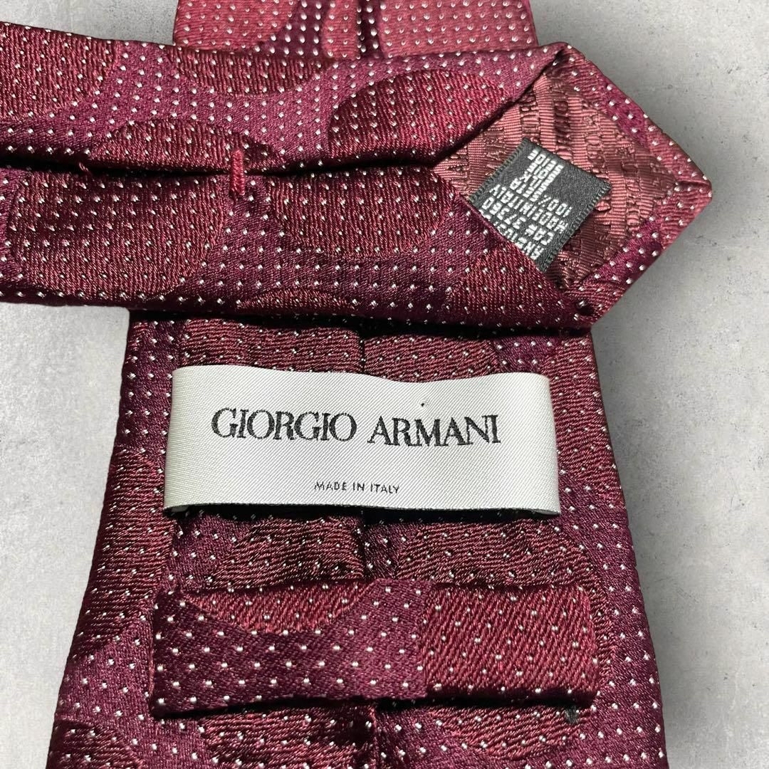 Giorgio Armani(ジョルジオアルマーニ)の美品 GIORGIO ARMANI 水玉柄 ピンドット柄 ネクタイ ボルドー メンズのファッション小物(ネクタイ)の商品写真