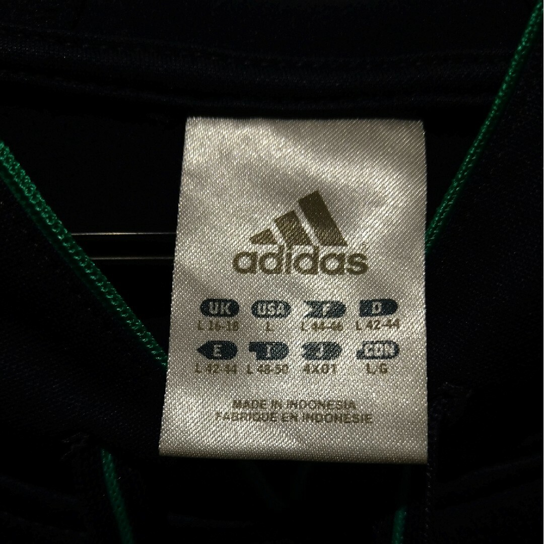 adidas(アディダス)のアディダス　パーカー　裏起毛 レディースのトップス(パーカー)の商品写真