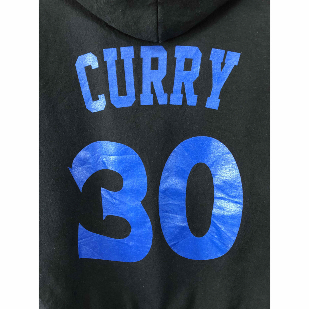 GILDAN(ギルタン)のNBA　ウォリアーズ　ステフィン・カリー　30　Tシャツ　S　黒　USA古着 メンズのトップス(パーカー)の商品写真