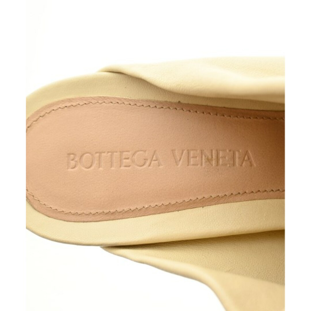 Bottega Veneta(ボッテガヴェネタ)のBOTTEGA VENETA パンプス EU37(23.5cm位) ベージュ 【古着】【中古】 レディースの靴/シューズ(ハイヒール/パンプス)の商品写真