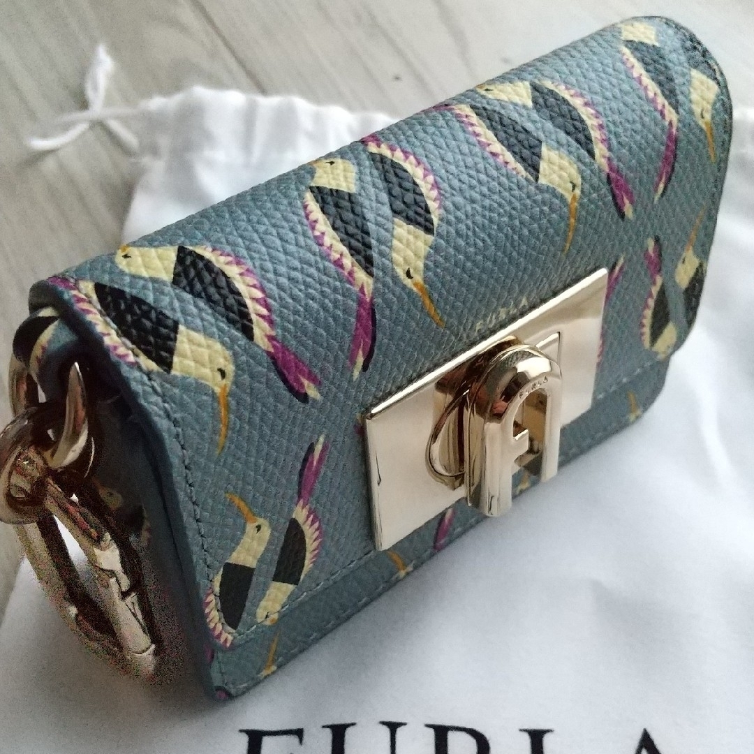 Furla(フルラ)のフルラ　鳥柄チャームコインケース メンズのファッション小物(コインケース/小銭入れ)の商品写真