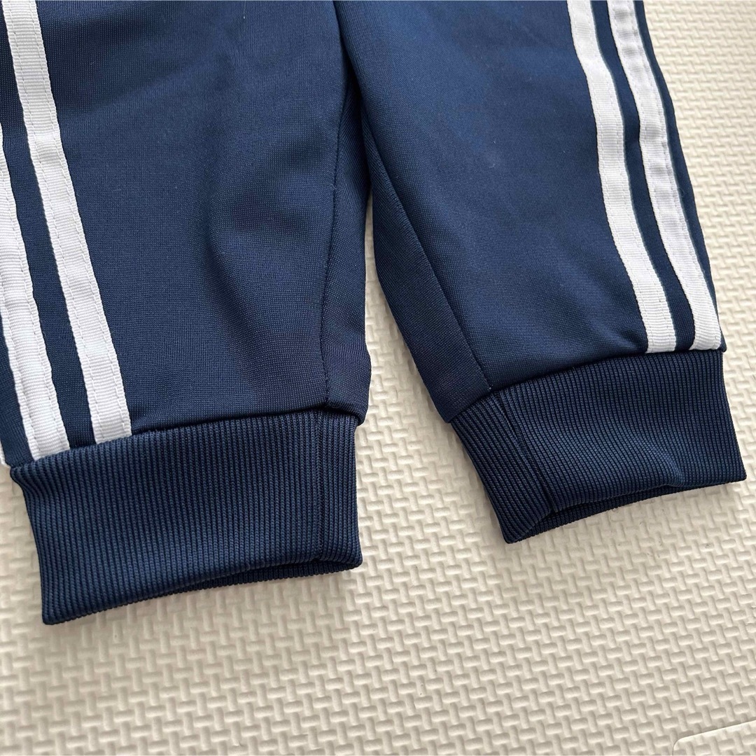 adidas(アディダス)のアディダス キッズ ジャージ トラックパンツ adidas ベビー服 ベビー キッズ/ベビー/マタニティのベビー服(~85cm)(パンツ)の商品写真