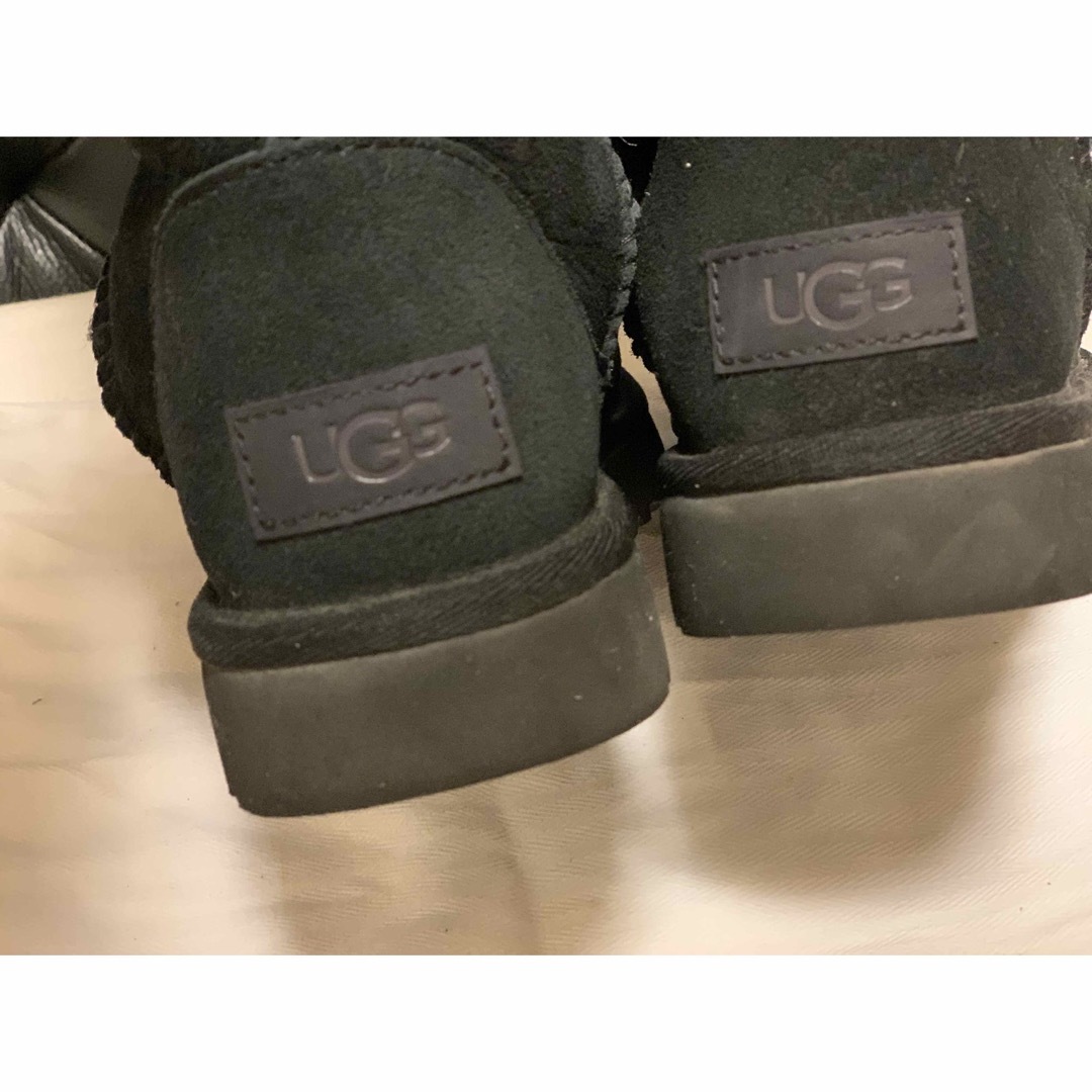 UGG(アグ)のUGG 22センチ　定価36300円 レディースの靴/シューズ(ブーツ)の商品写真