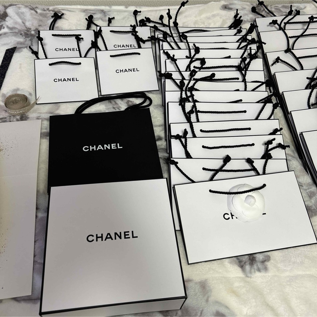 CHANEL(シャネル)のベリッシマ様専用 レディースのバッグ(ショップ袋)の商品写真