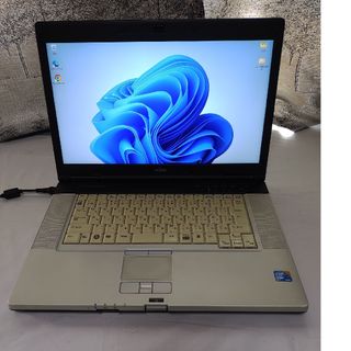 フジツウ(富士通)の富士通　LIFEBOOK E780/A i5-M520 2.4GHZ　(ノートPC)