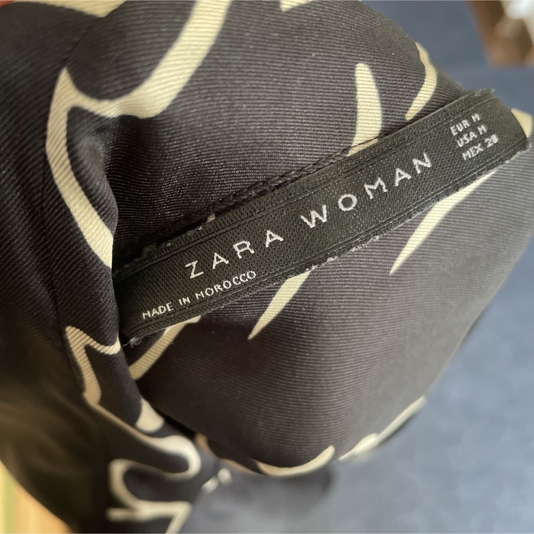 ZARA(ザラ)のZARA 膝丈ワンピースM レディースのワンピース(ひざ丈ワンピース)の商品写真