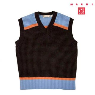 マルニ(Marni)の新品タグ付き MARNI ポップコーンニットVネックベスト(ベスト/ジレ)