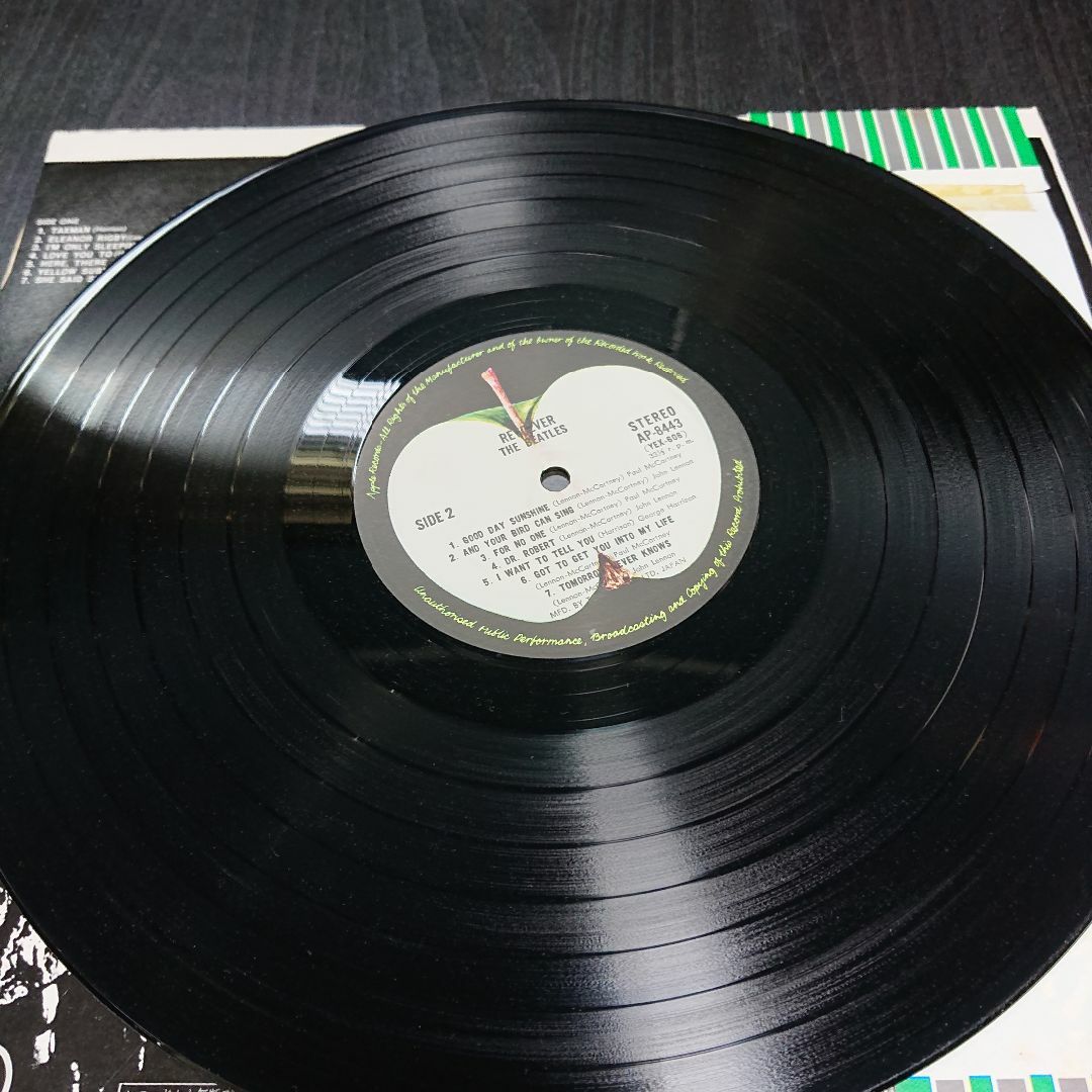 The Beatles / revolver :RECORDS エンタメ/ホビーのCD(ポップス/ロック(洋楽))の商品写真