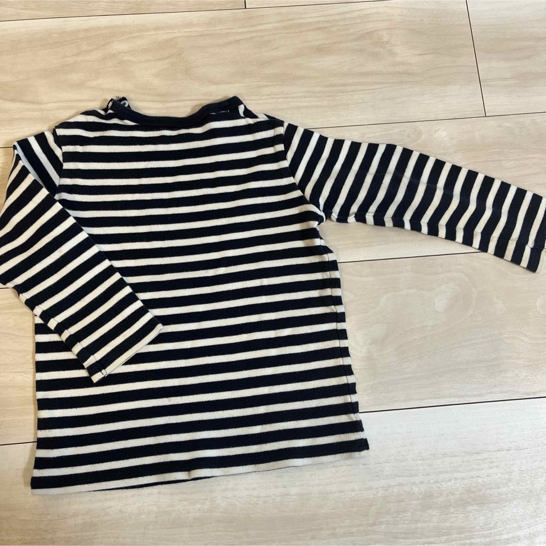 UNIQLO(ユニクロ)のUNIQLO 100cm ネイビー　ボーダー　ロンT キッズ/ベビー/マタニティのキッズ服男の子用(90cm~)(Tシャツ/カットソー)の商品写真