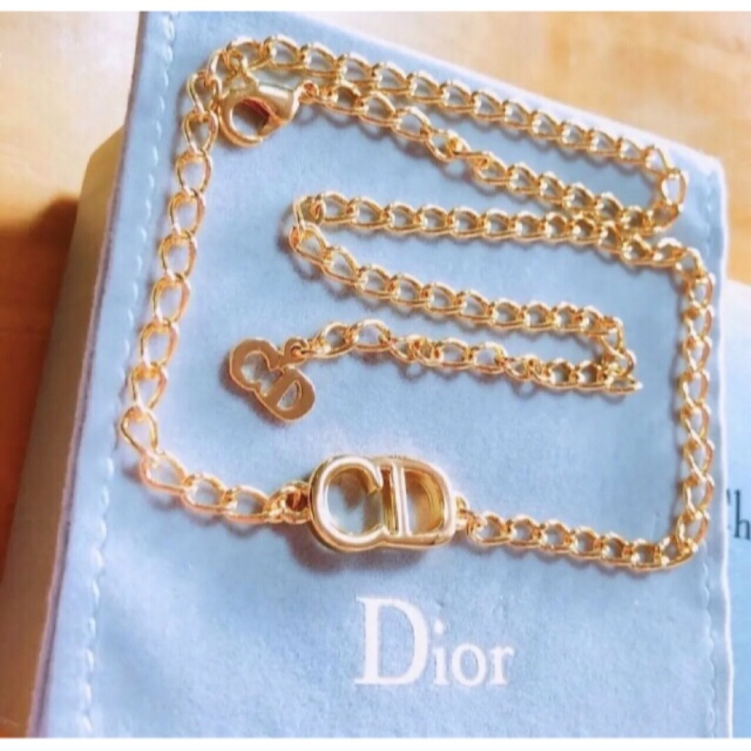 Christian Dior(クリスチャンディオール)のDior 希少 チョーカー ネックレス 上品 ゴールド ロゴ CD シンプル レディースのアクセサリー(ネックレス)の商品写真