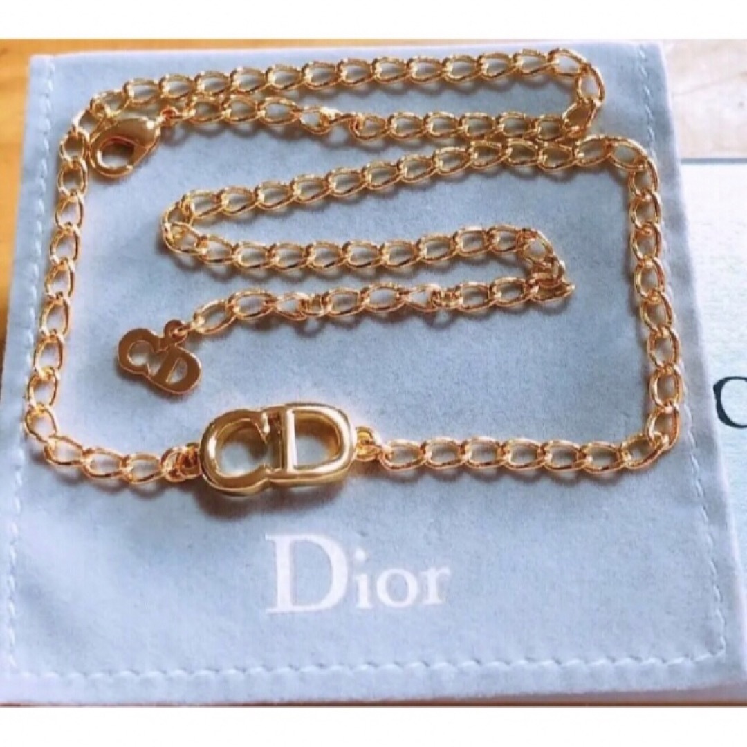 Christian Dior(クリスチャンディオール)のDior 希少 チョーカー ネックレス 上品 ゴールド ロゴ CD シンプル レディースのアクセサリー(ネックレス)の商品写真