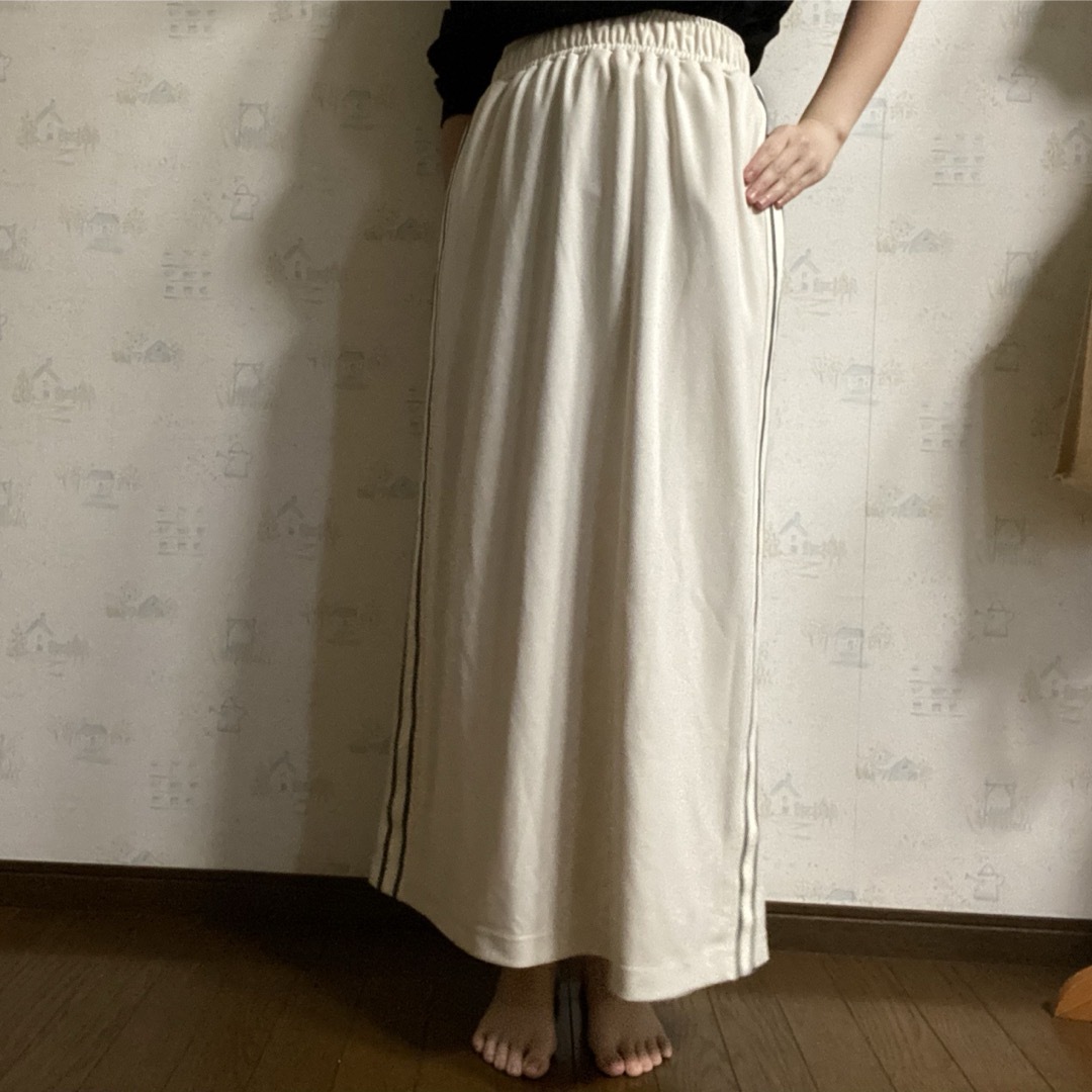 niko and...(ニコアンド)のラインタイトスカート(着画あり) レディースのスカート(ロングスカート)の商品写真